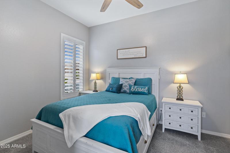 2133 E Kesler Ln-26
