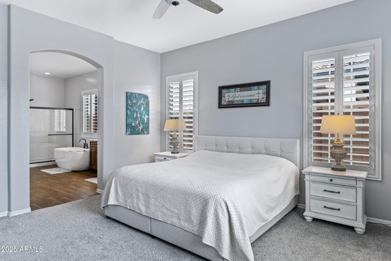 2133 E Kesler Ln-33