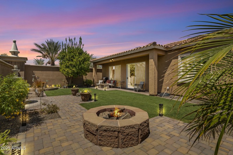 2133 E Kesler Ln-51