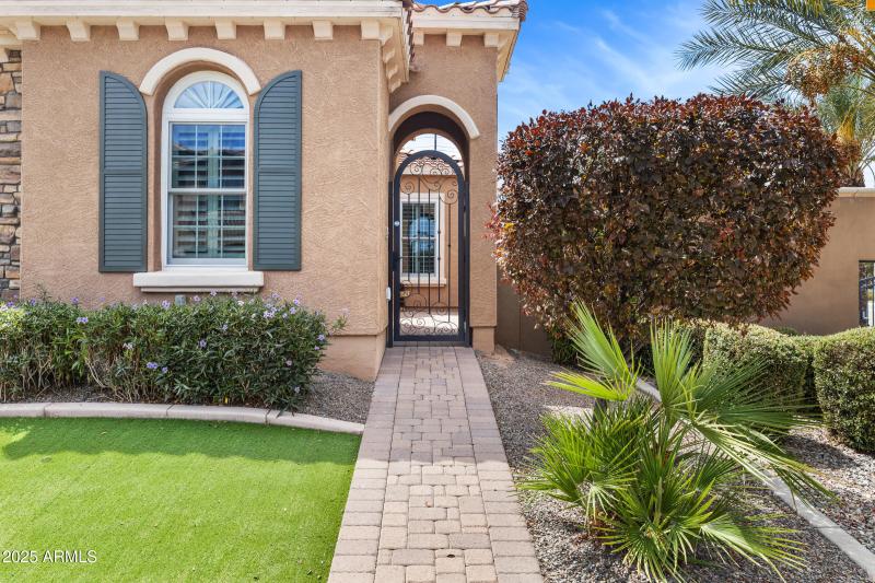 2133 E Kesler Ln-3