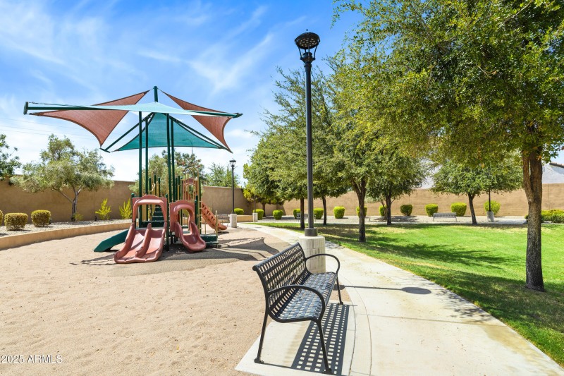 2133 E Kesler Ln-47