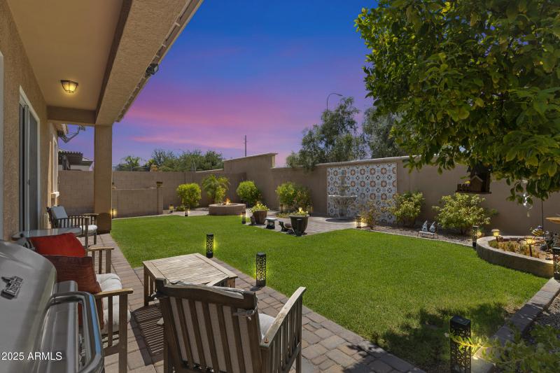 2133 E Kesler Ln-52