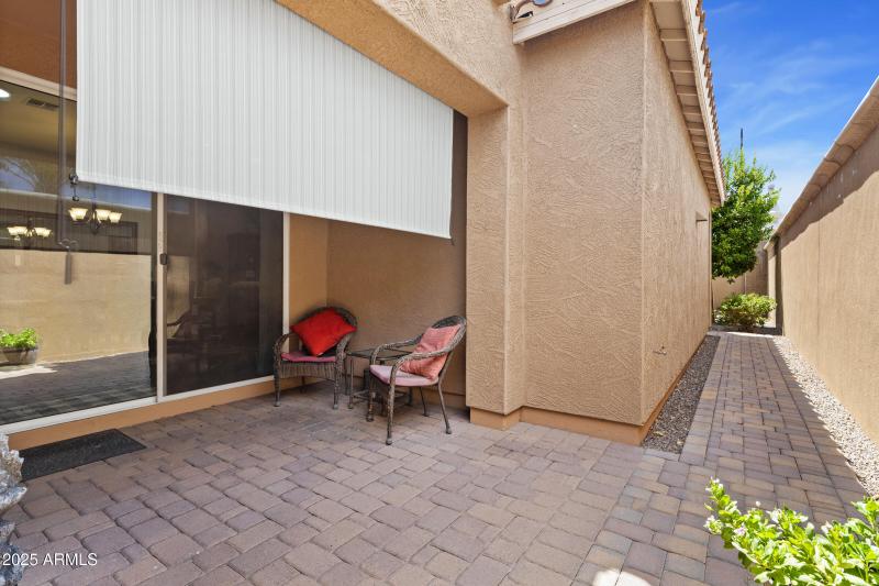 2133 E Kesler Ln-24
