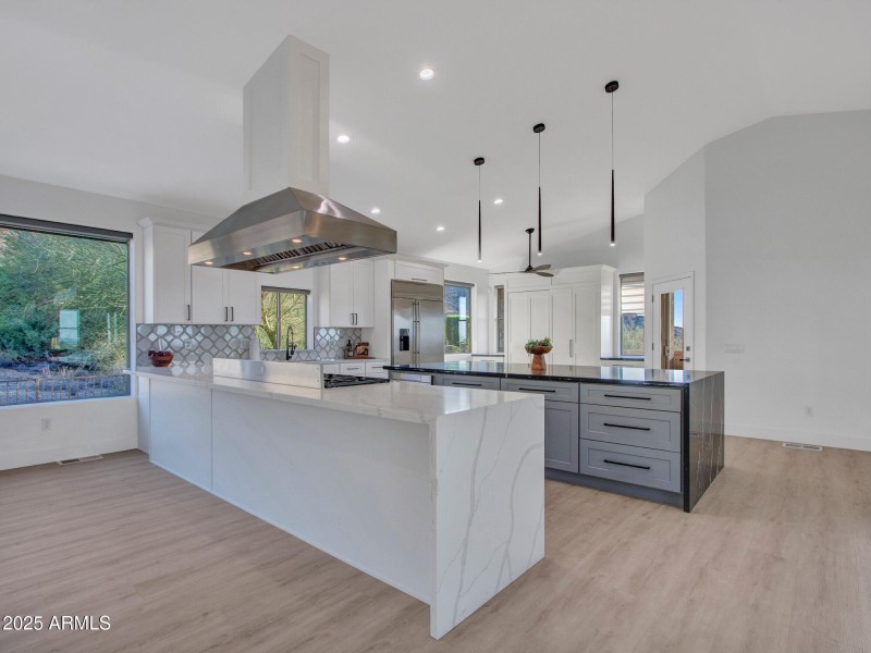 14-Kitchen-(3)