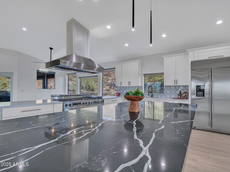 14-Kitchen-(6)