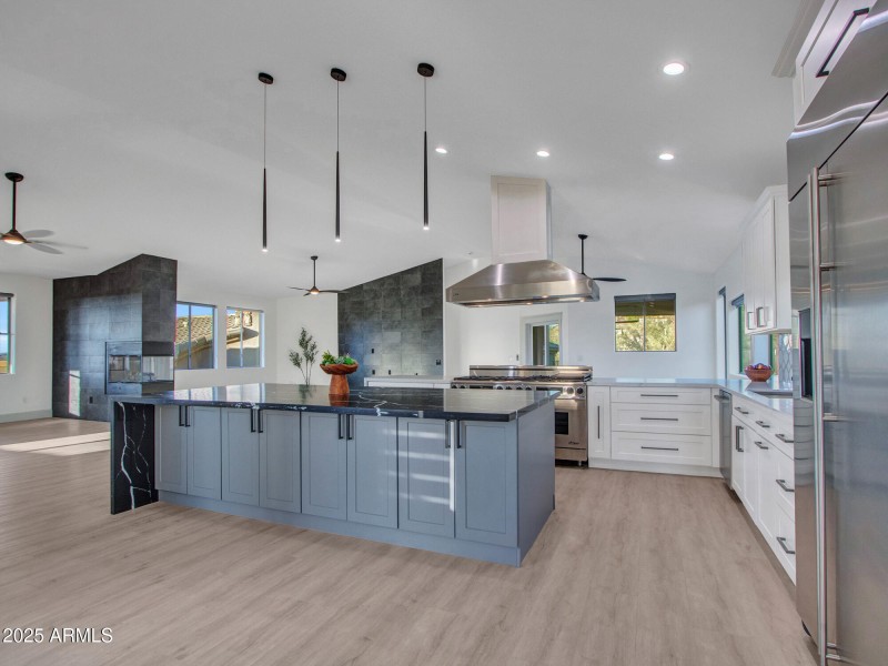 14-Kitchen-(7)