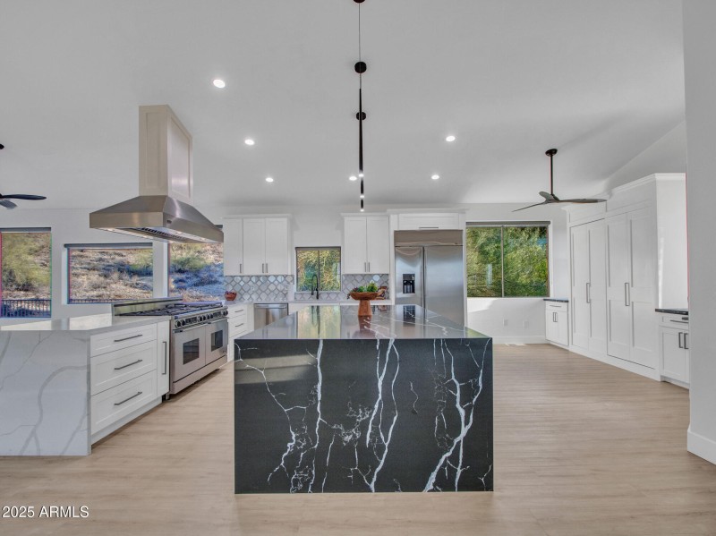 14-Kitchen-(14)