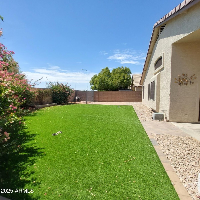 11219W.VernonAvePics35