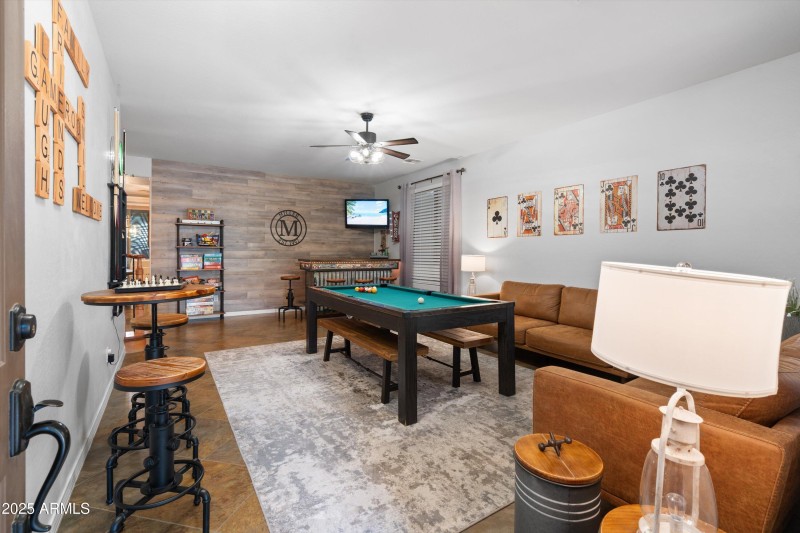 10-Living Room