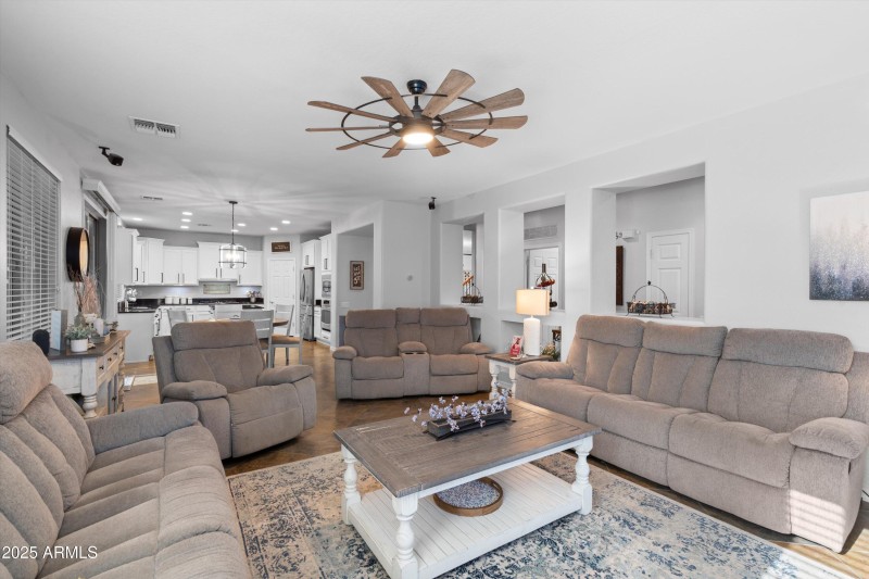 19-Family Room