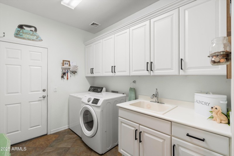 24-Laundry Area