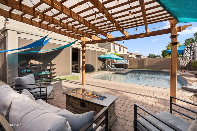 48-Covered Patio