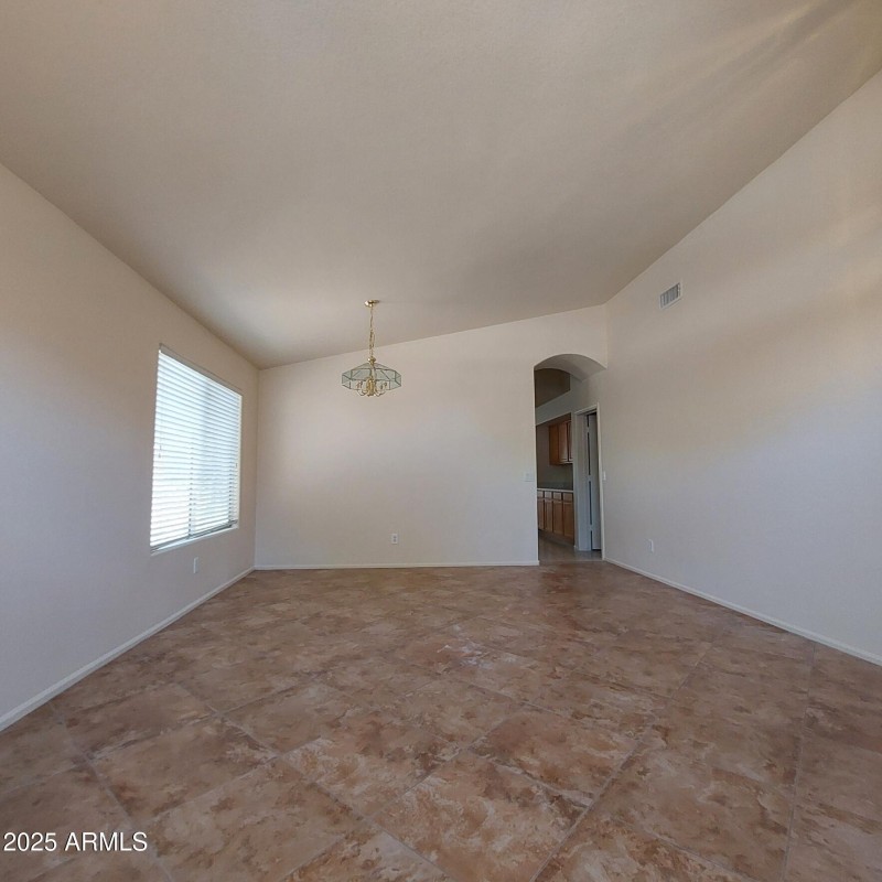 11219W.VernonAvePics4