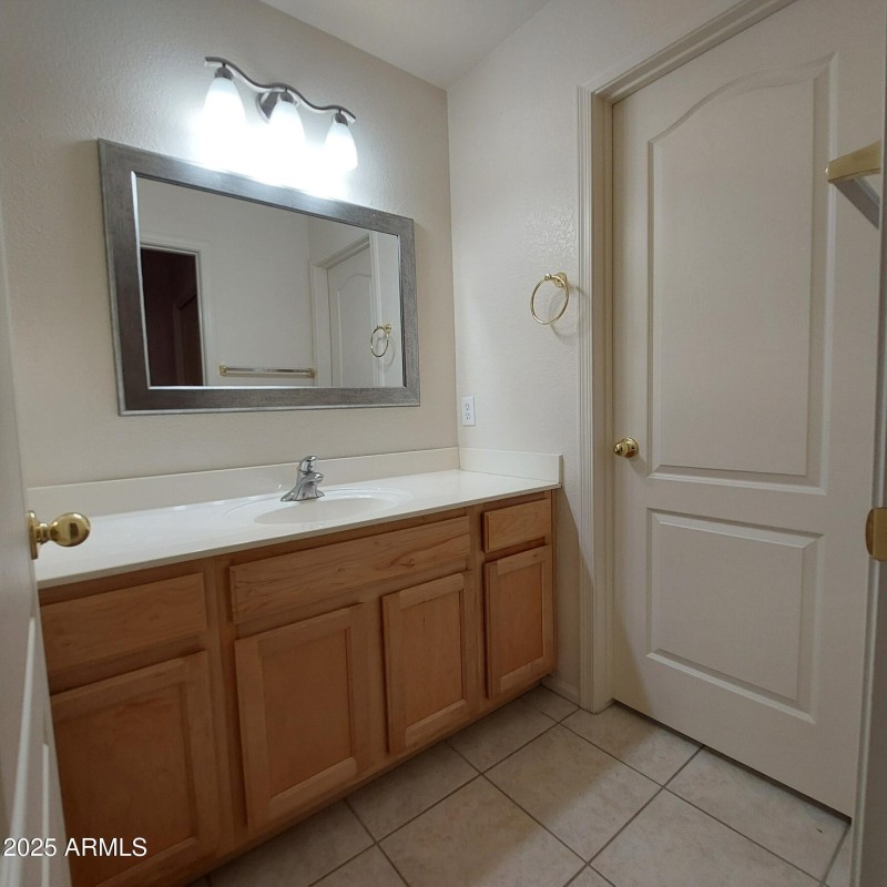 11219W.VernonAvePics12