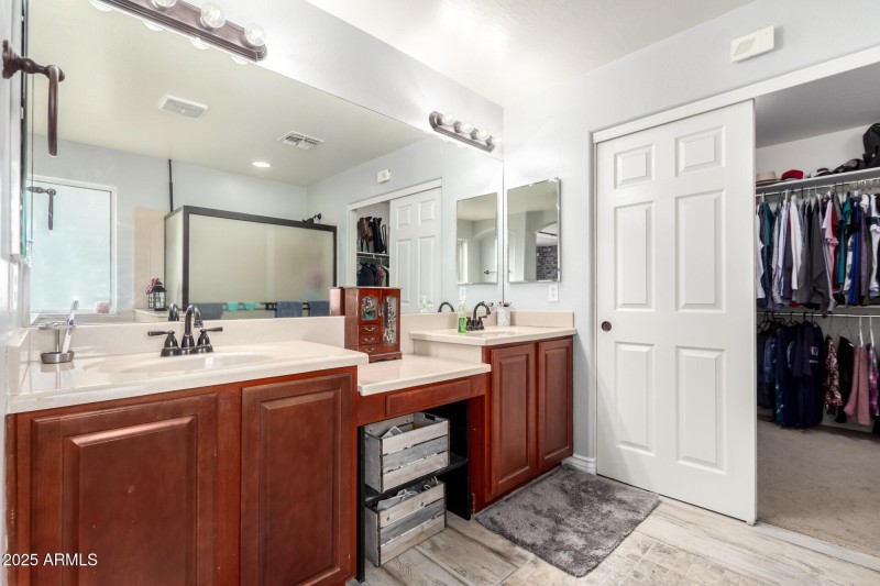 Owners Bathroom