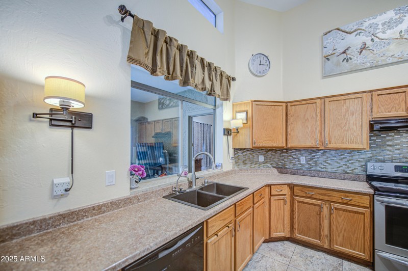 Kitchen 5