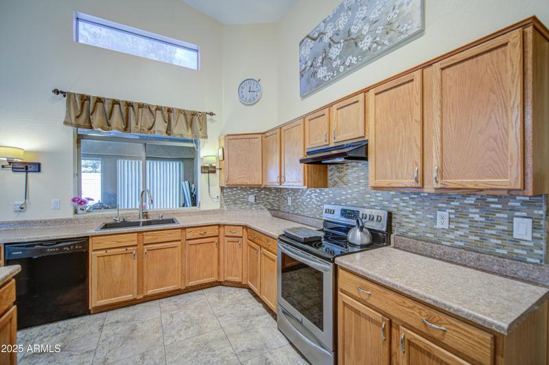 Kitchen 8