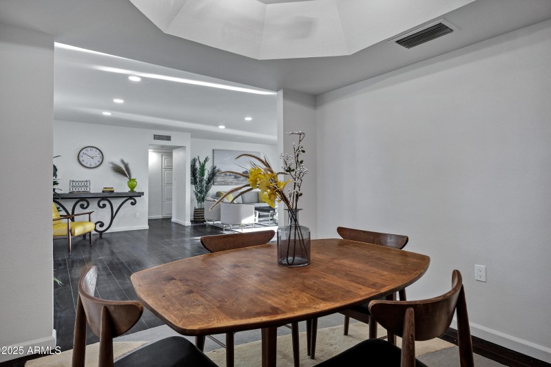 8024 N 7th Ave-15