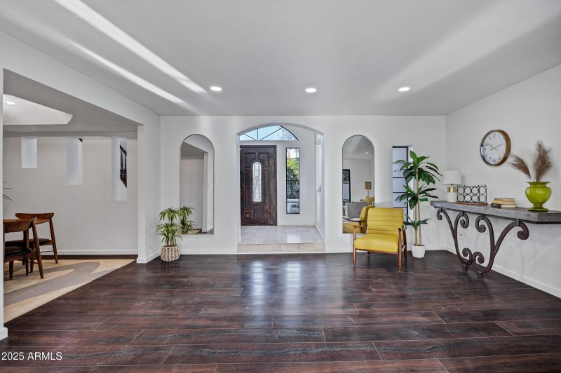 8024 N 7th Ave-9