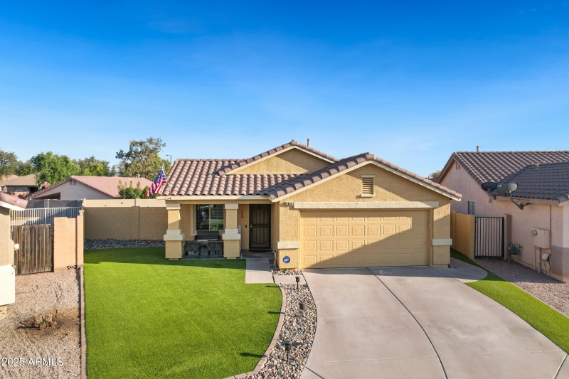 2465 E Browning Pl-33
