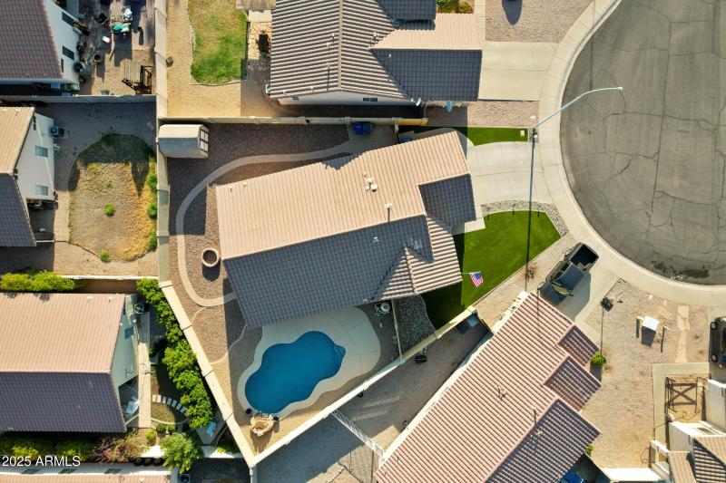 2465 E Browning Pl-37