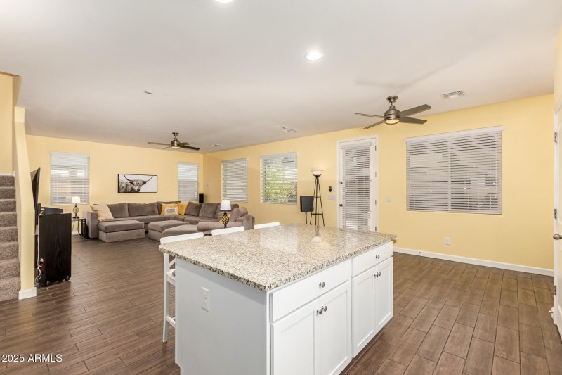 Spacious kitchen island
