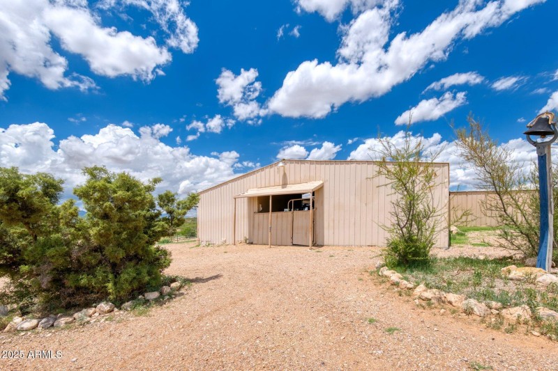 Horse barn south entrance