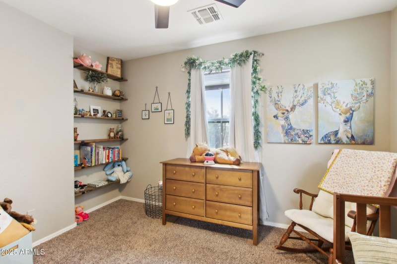 27-web-or-mls-E Isleta Ave-025
