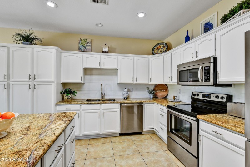 007_Kitchen