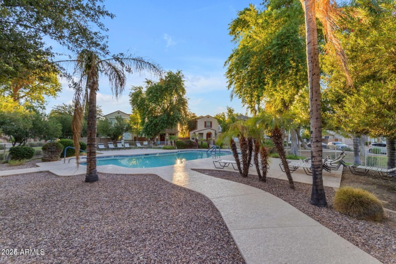 isleta pool