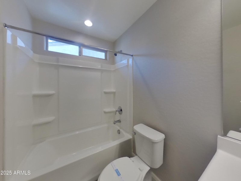 14_pc_Q0BIgQDVHs_42wThEf6A6_layout_0