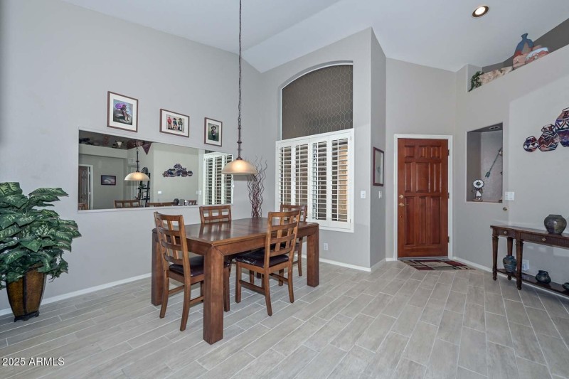 Dining Area-Foyer