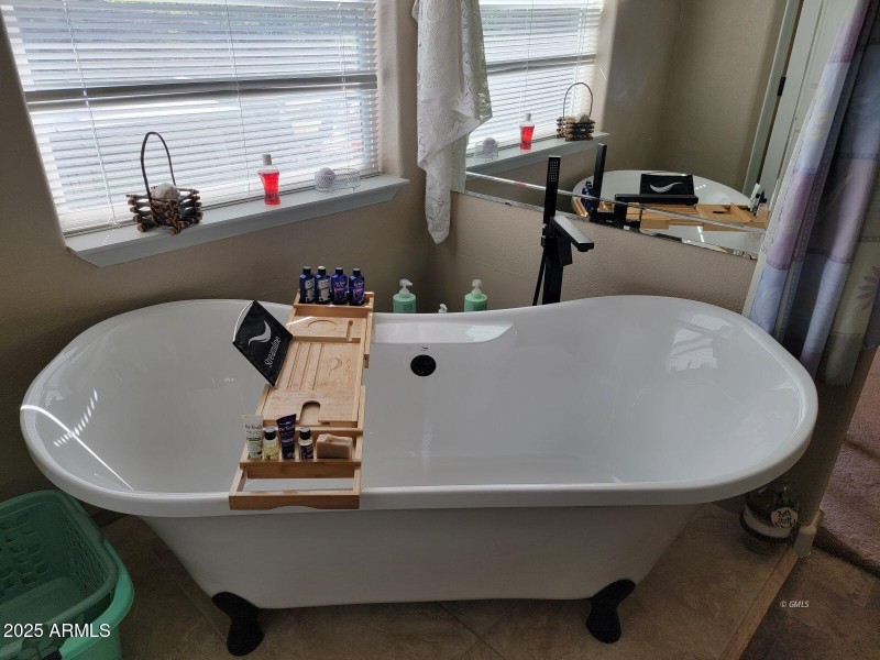 WH mstr bath