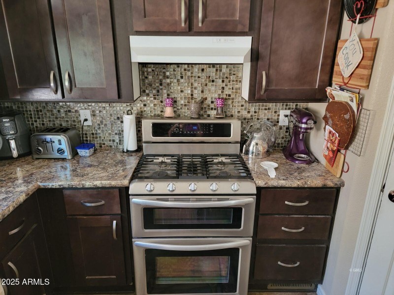 WH kitchen 3