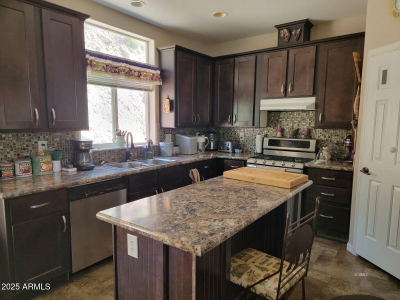 WH kitchen
