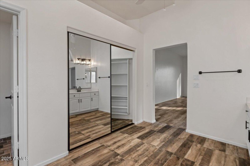 29-Primary closet