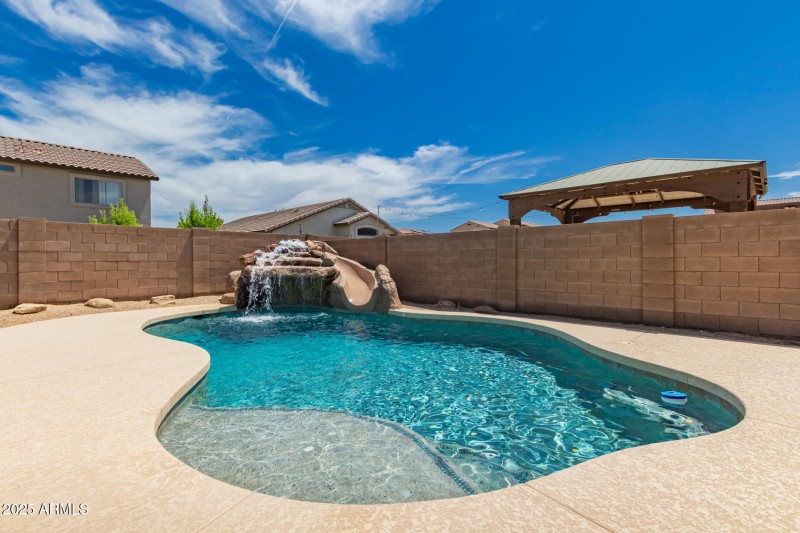 pool