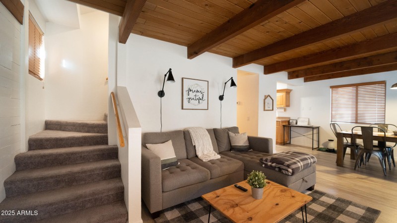 Welcoming Munds Park Cabin