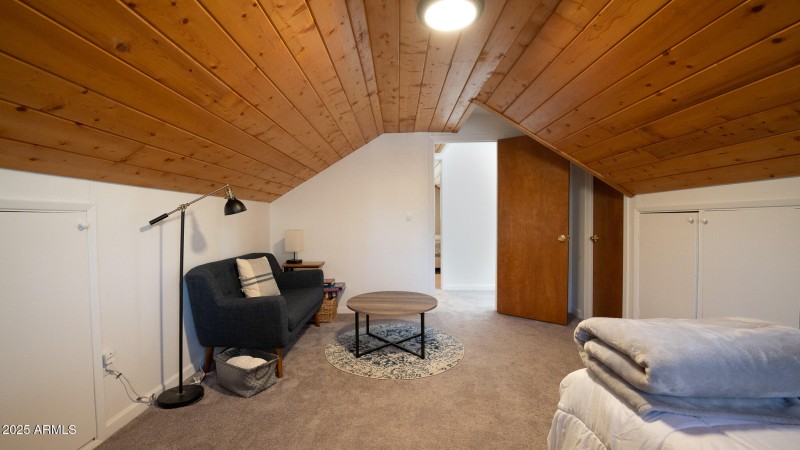 Large upstairs bedroom