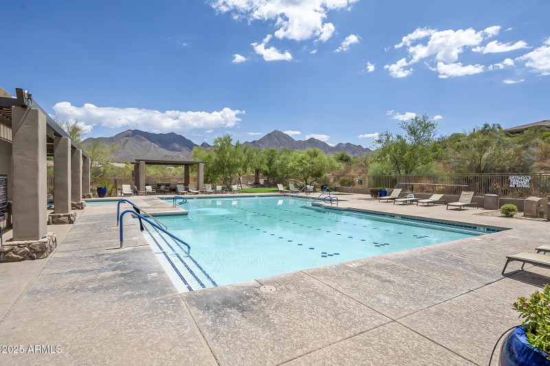 Queens - Community-13