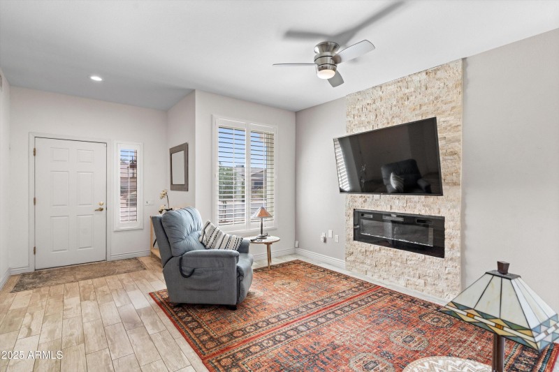 04-Living Room