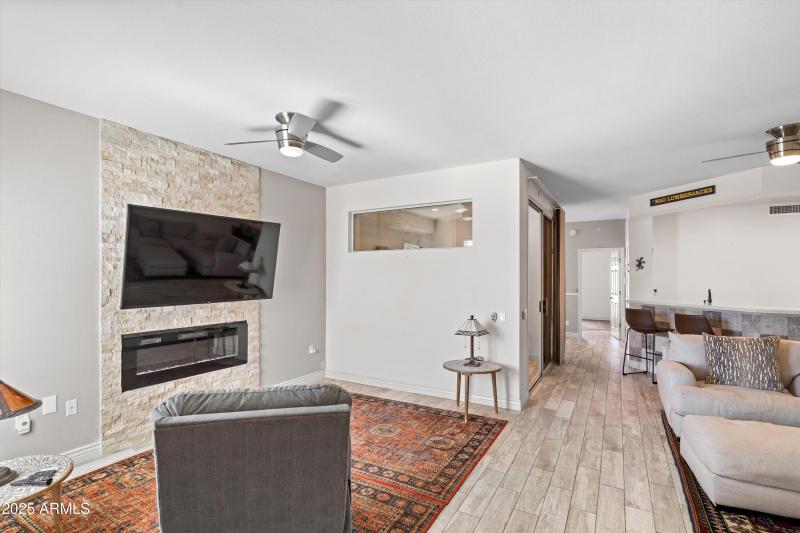 06-Living Room