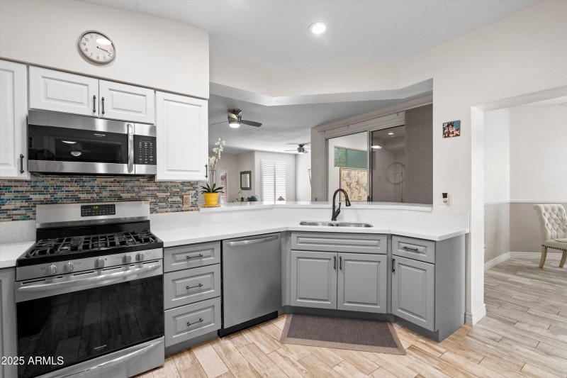 11-Kitchen