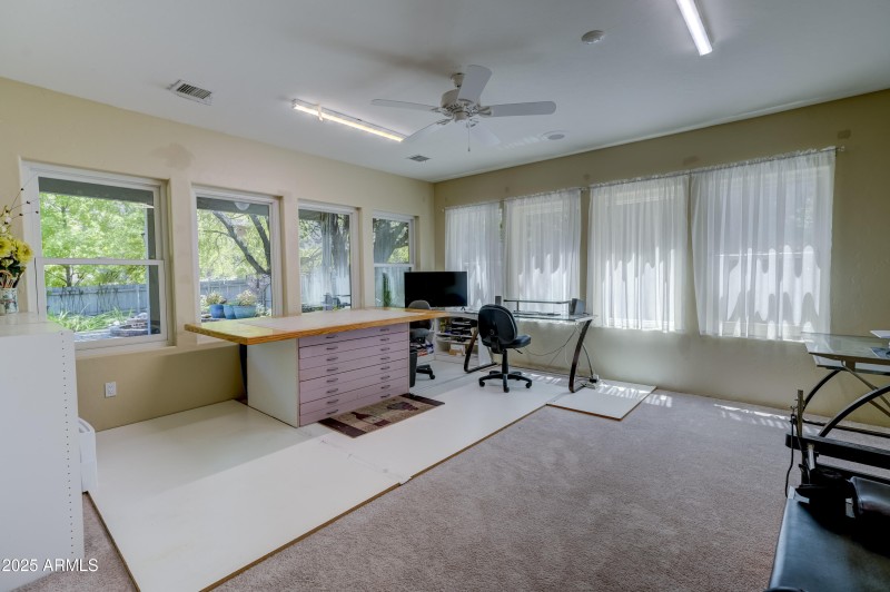 Office 3