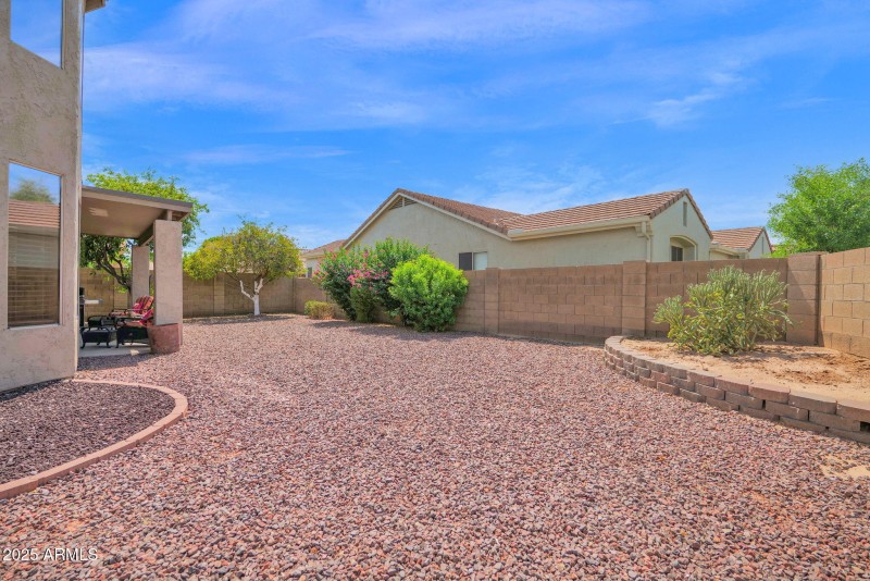 339 Horseshoe - 36Backyard