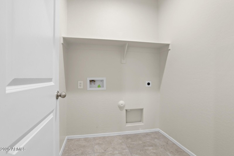 33_24736_N_184th_Ln__33_mls