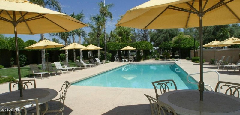 pool 2