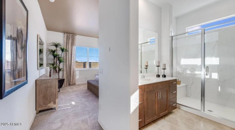 Owners Bath