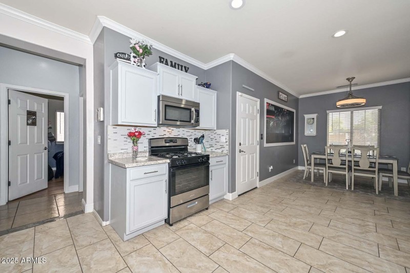 Kitchen2