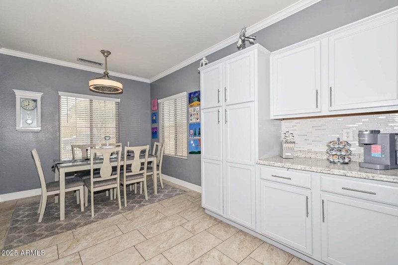 Kitchen-Coffee Bar